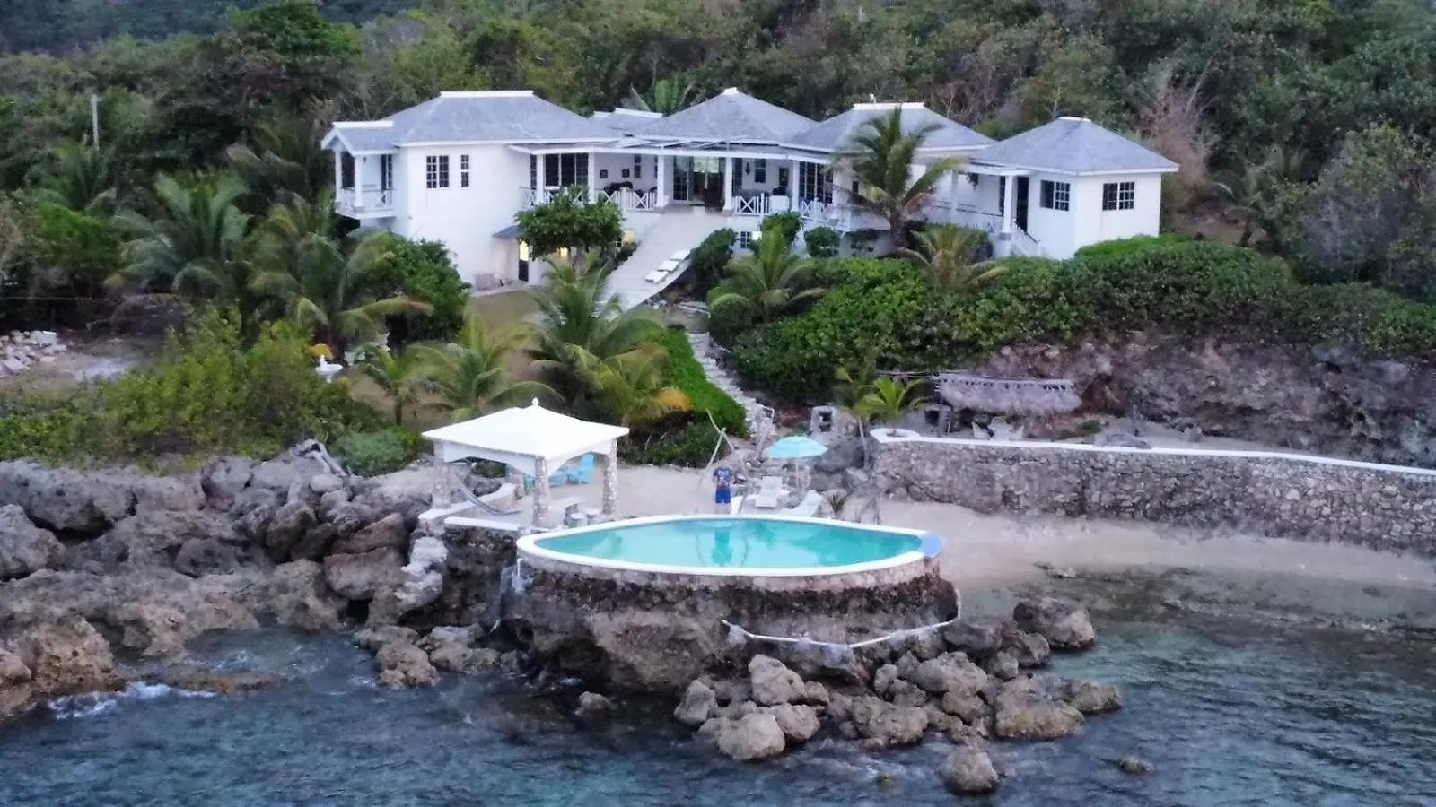 Robins Bay Cottage At Forever